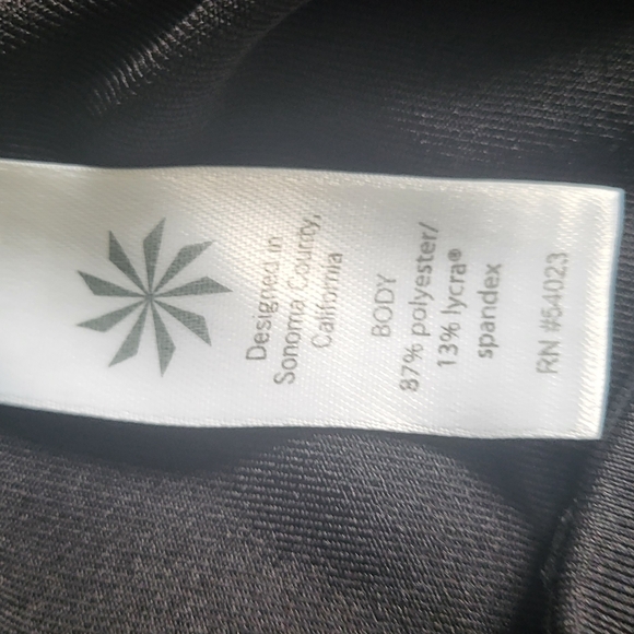 Athleta Black Pants With Bqck Zipper Pockect- 2 Pairs - Picture 3 of 8